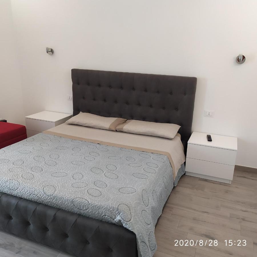 Casa Vacanze Dany Taranto Exterior photo